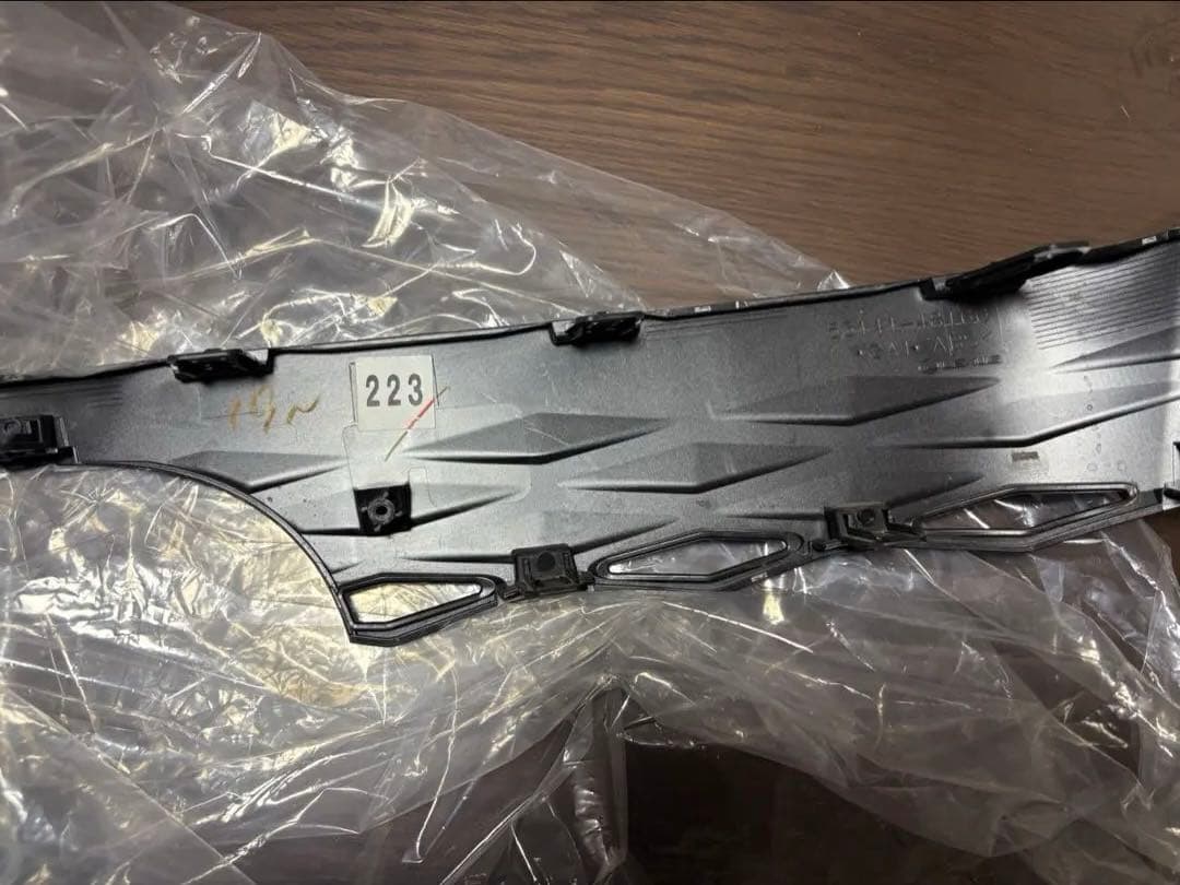 レクサス RX500h F SPORT 純正 スピンドルグリル ブラック