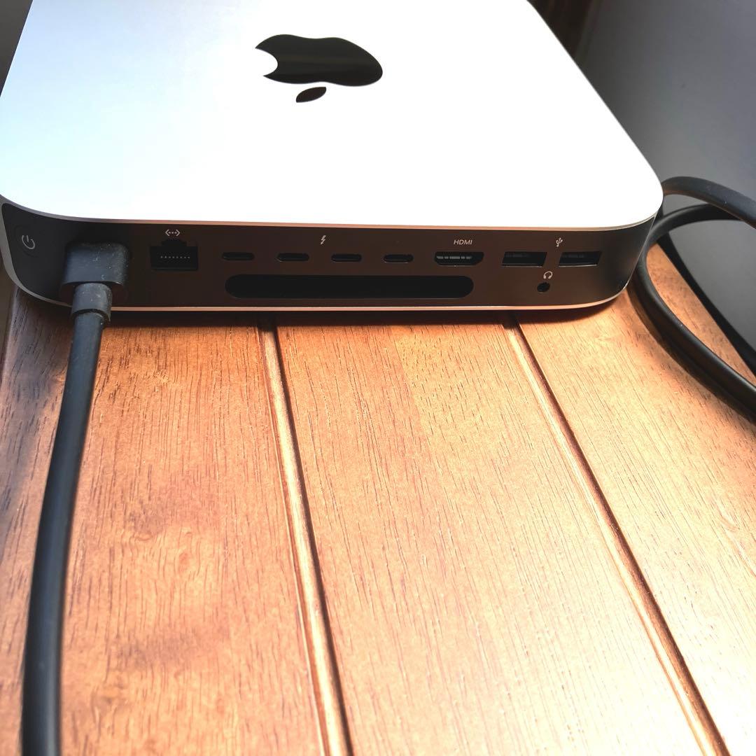 Mac mini 整備品 M2 Pro 32GBメモリ MNH73J/Aを拡張