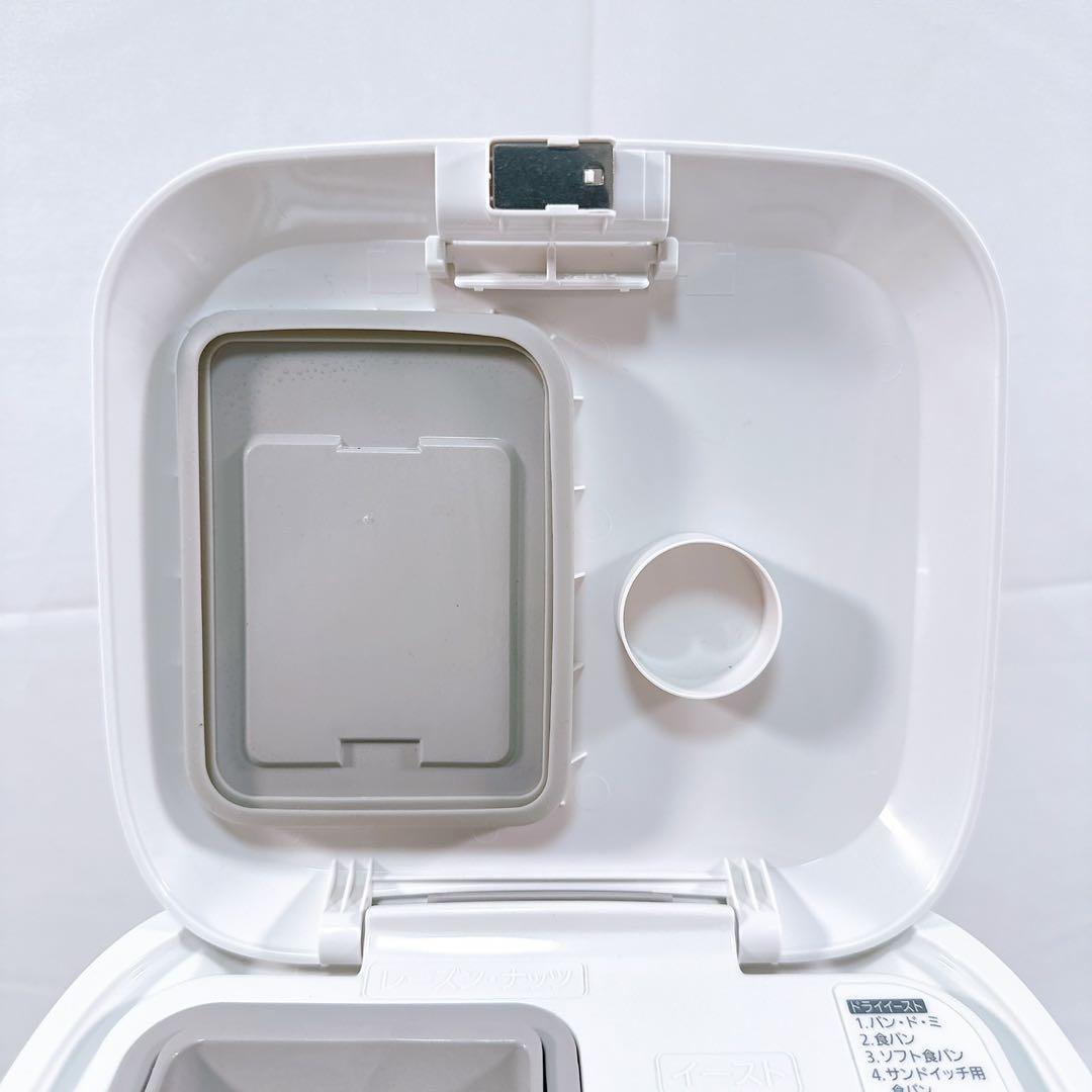 【極美品】 Panasonic ホームベーカリー 1斤 SD-MT3 ホワイト