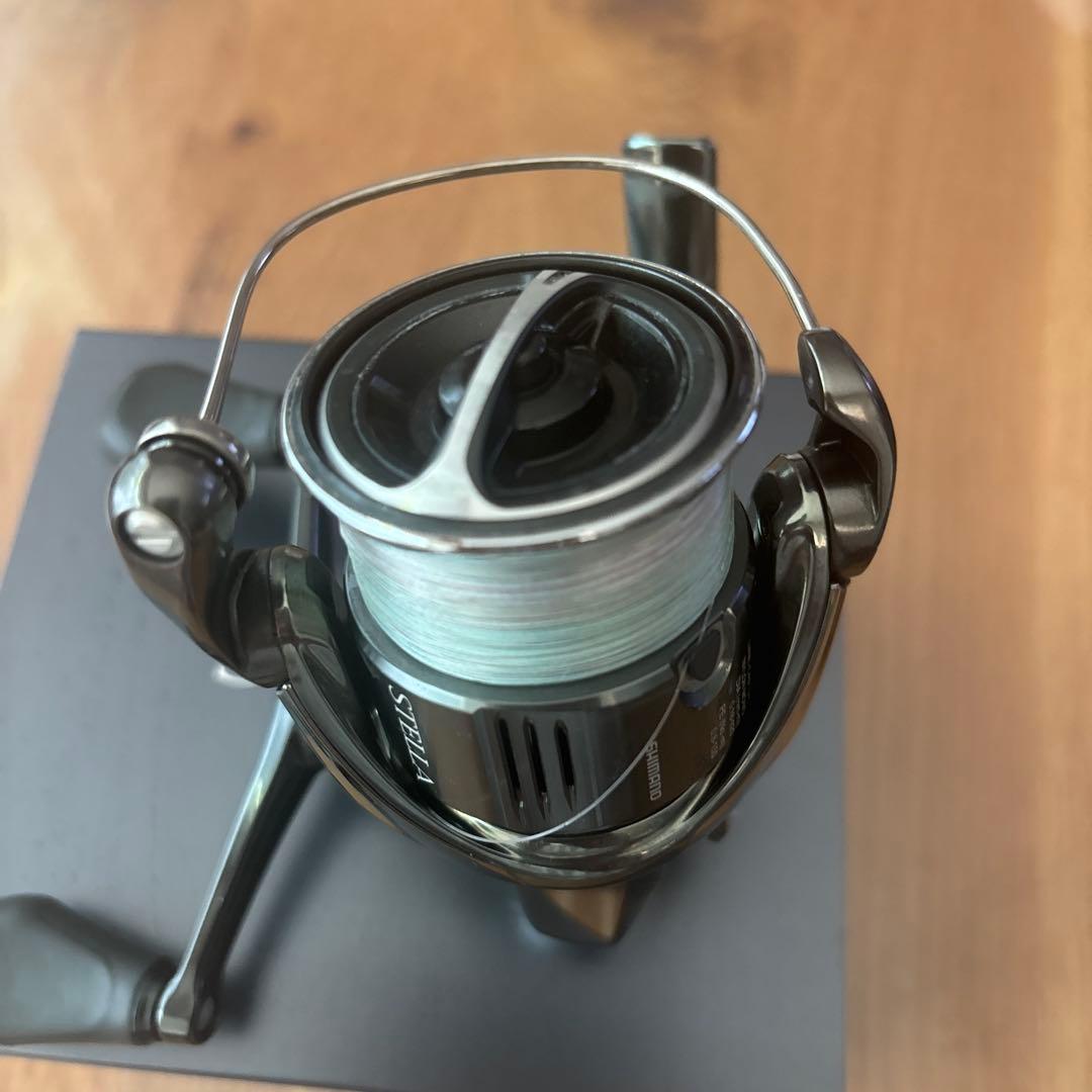 週末値下　22ステラ　シマノ　C3000SDHHG