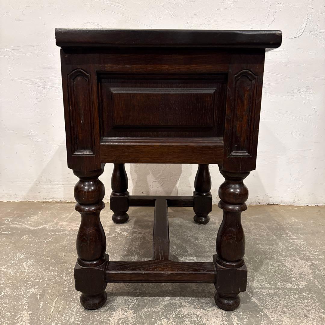 年末年始saleヴィンテージ　木製サイドテーブル　引き出し付き　2