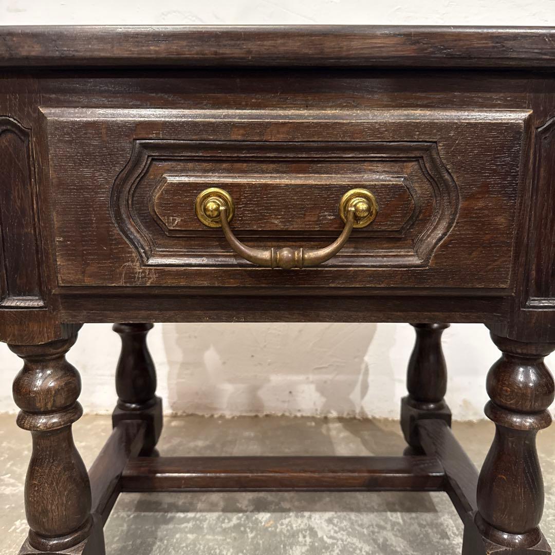 年末年始saleヴィンテージ　木製サイドテーブル　引き出し付き　2