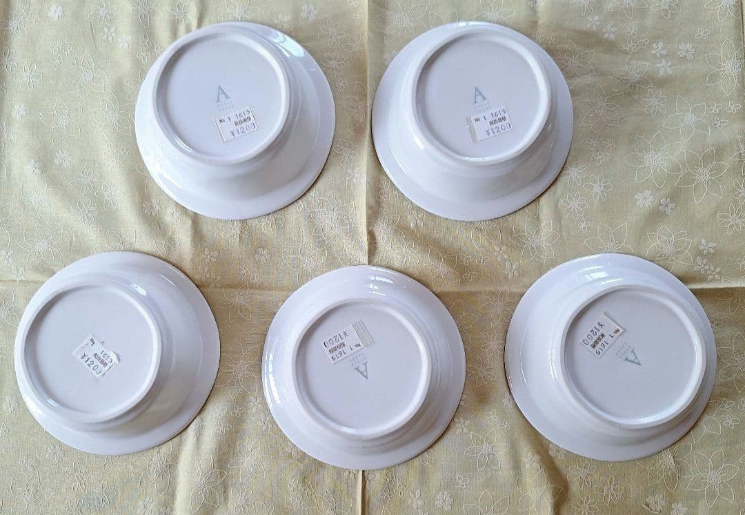 aito製作所　tint　白い食器セット