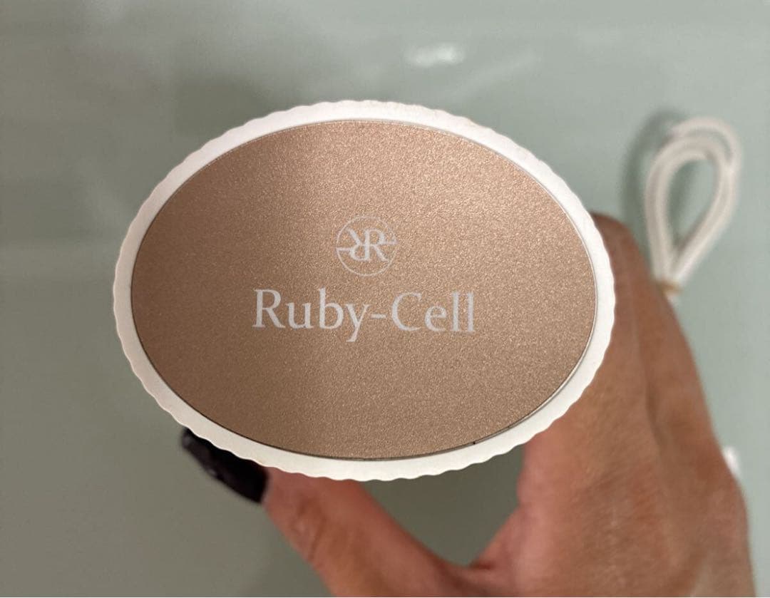 Ruby-Cell ハンディスプレー ホワイト 美容液5本付き