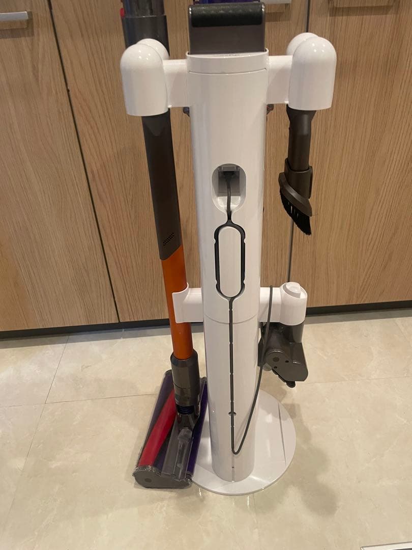 Dyson SV12 コードレス掃除機 ホワイト/オレンジ