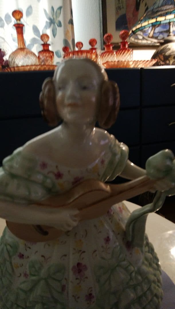 ヘレンド　HEREND　磁器人形　ハンガリー　置物