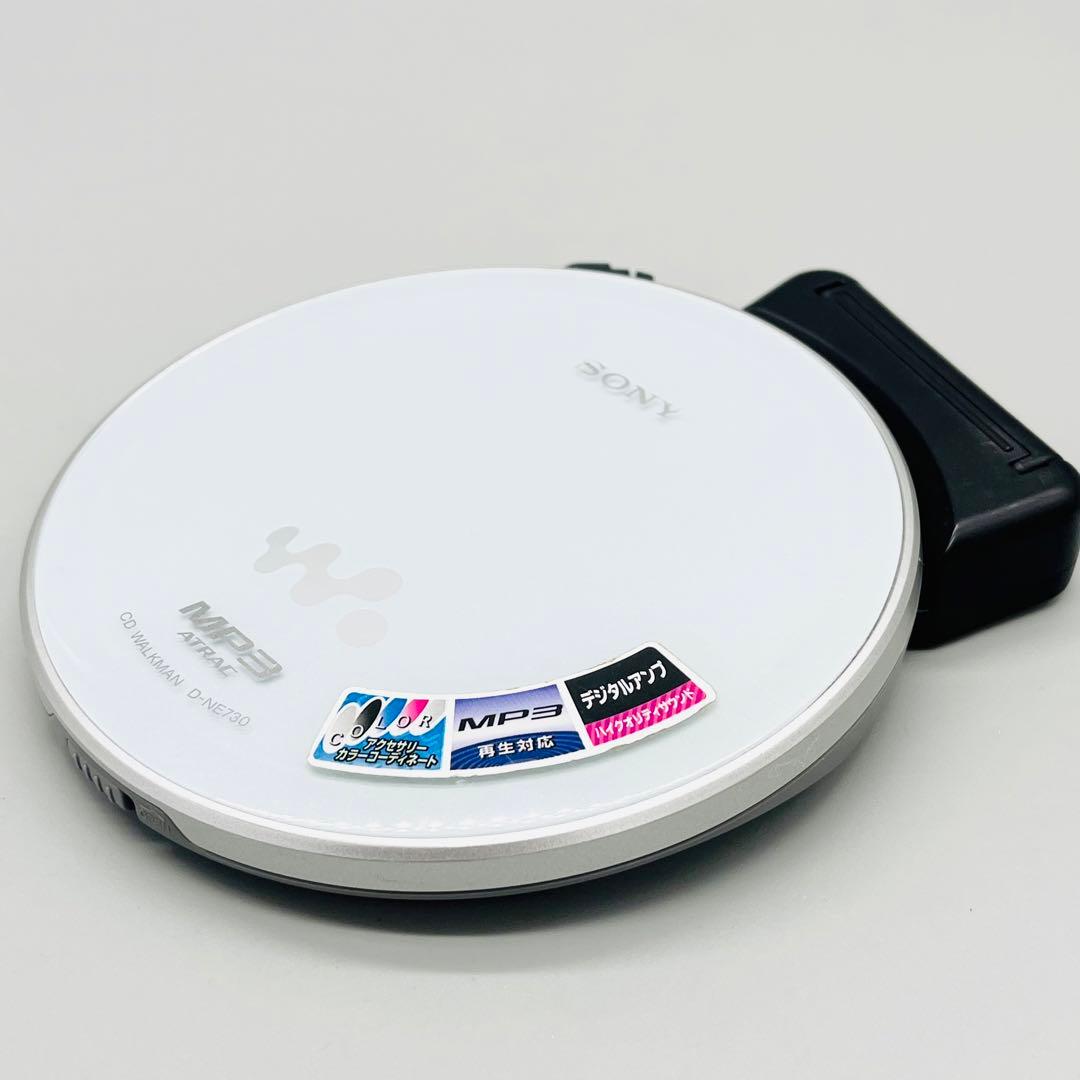 【動作品】SONY CD WALKMAN D-NE730 EBP-104