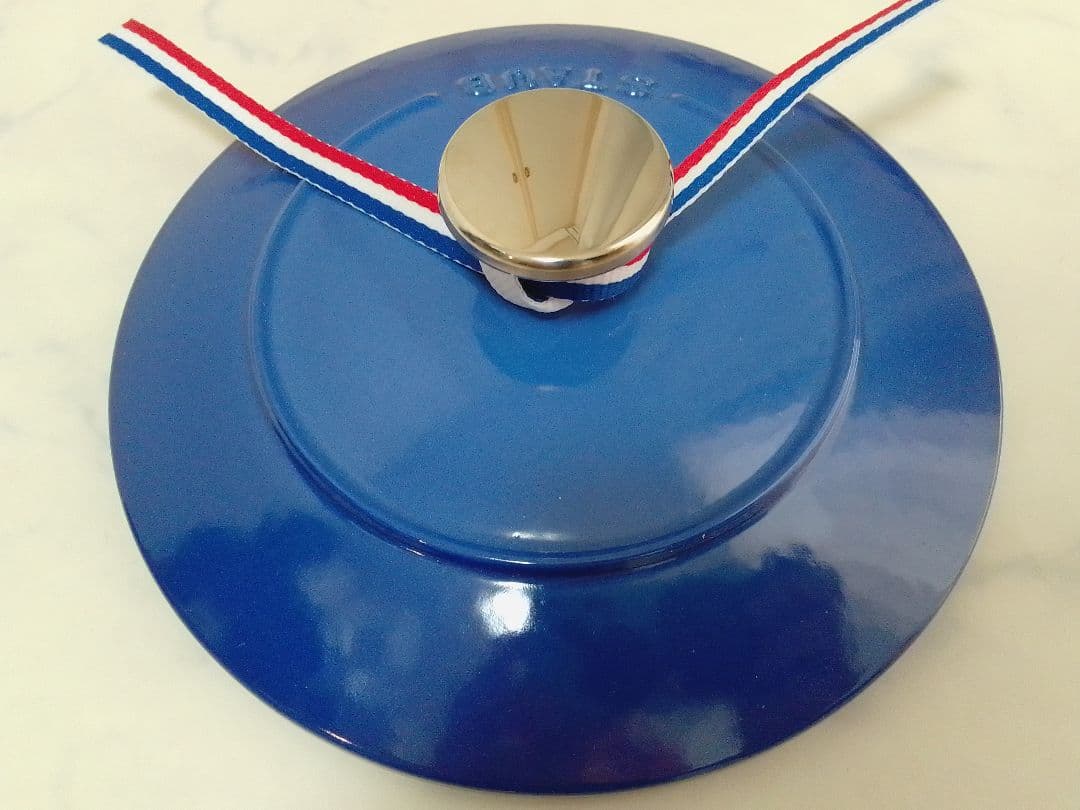 未使用 STAUB ストウブ 16cm GOHAN ゴハン М ブルー 鍋敷き付