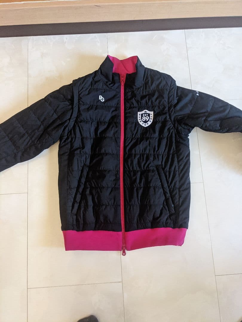 パーリーゲイツレディースブルゾン。