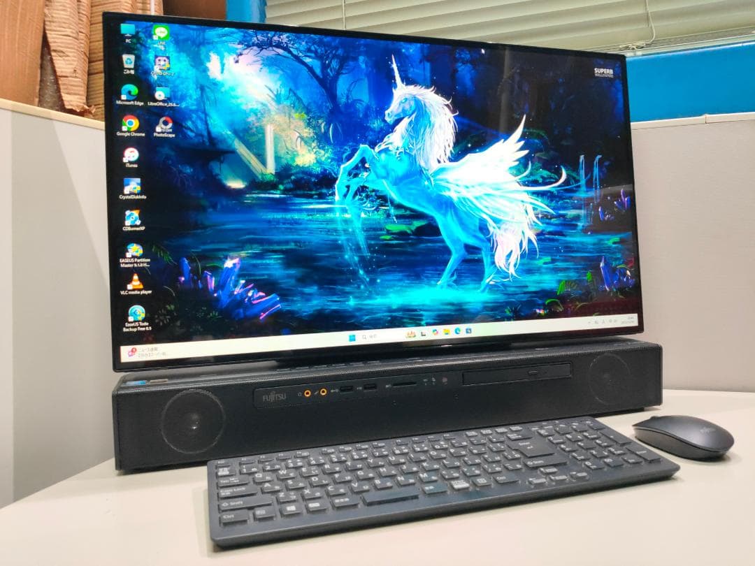 富士通☆27液晶一体化PC☆第8世代 Core i7/新品SSD☆Win11