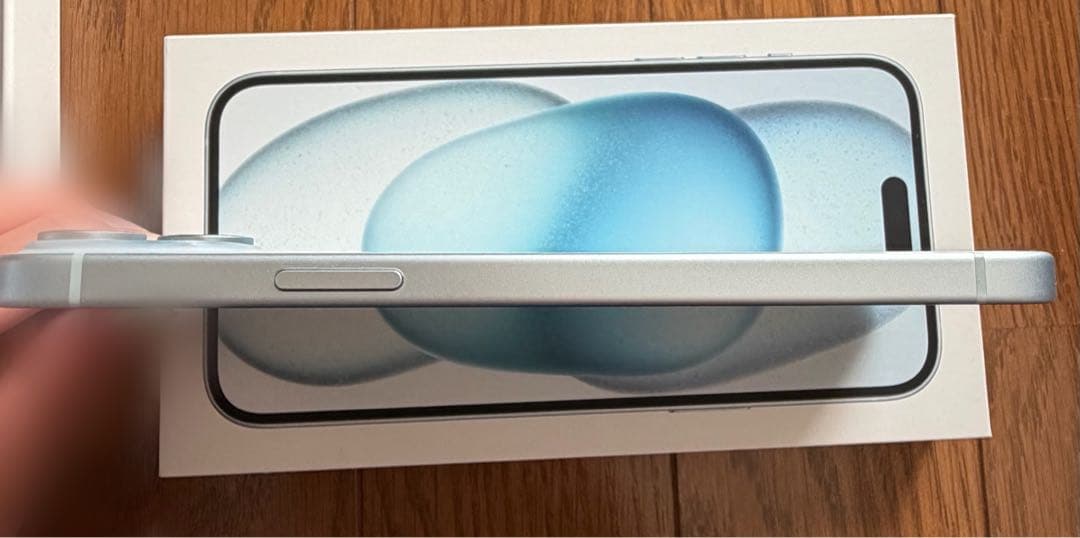 iPhone15Plusブルー256GB本体　SIMフリー