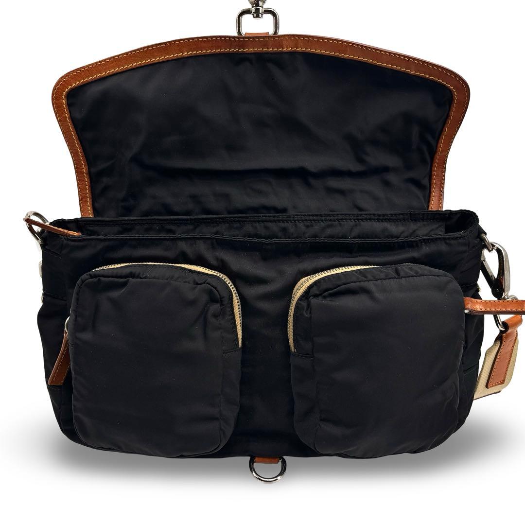 極美品】miu miu ミュウミュウ　ショルダーバッグ　アーカイブ 　レザー 黒