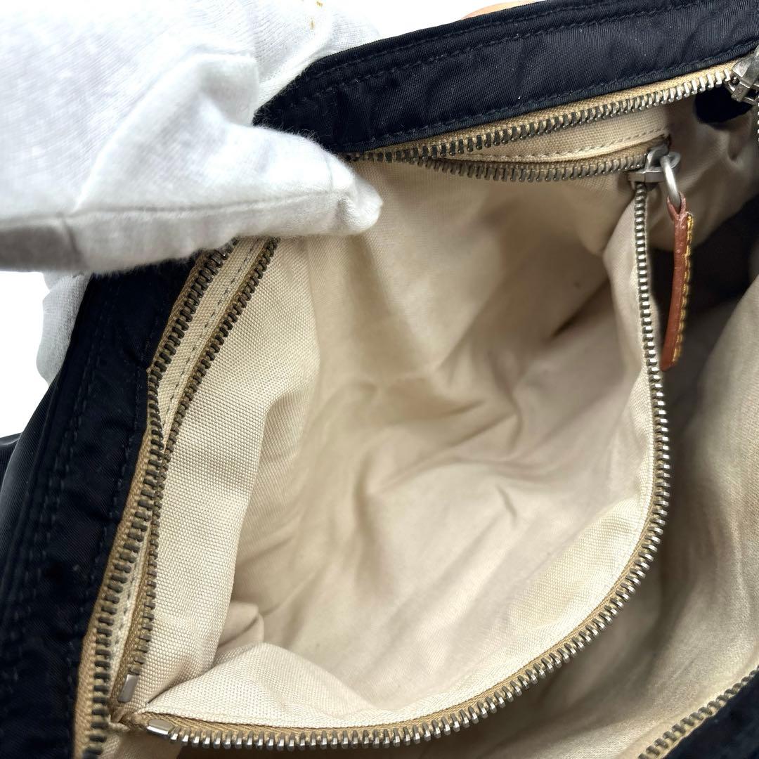 極美品】miu miu ミュウミュウ　ショルダーバッグ　アーカイブ 　レザー 黒