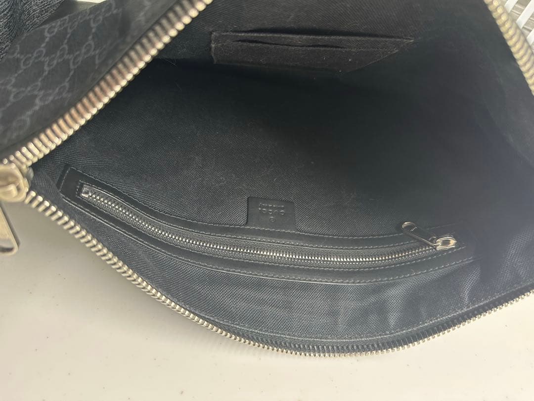 GUCCI GGスプリームキャンバス×レザー