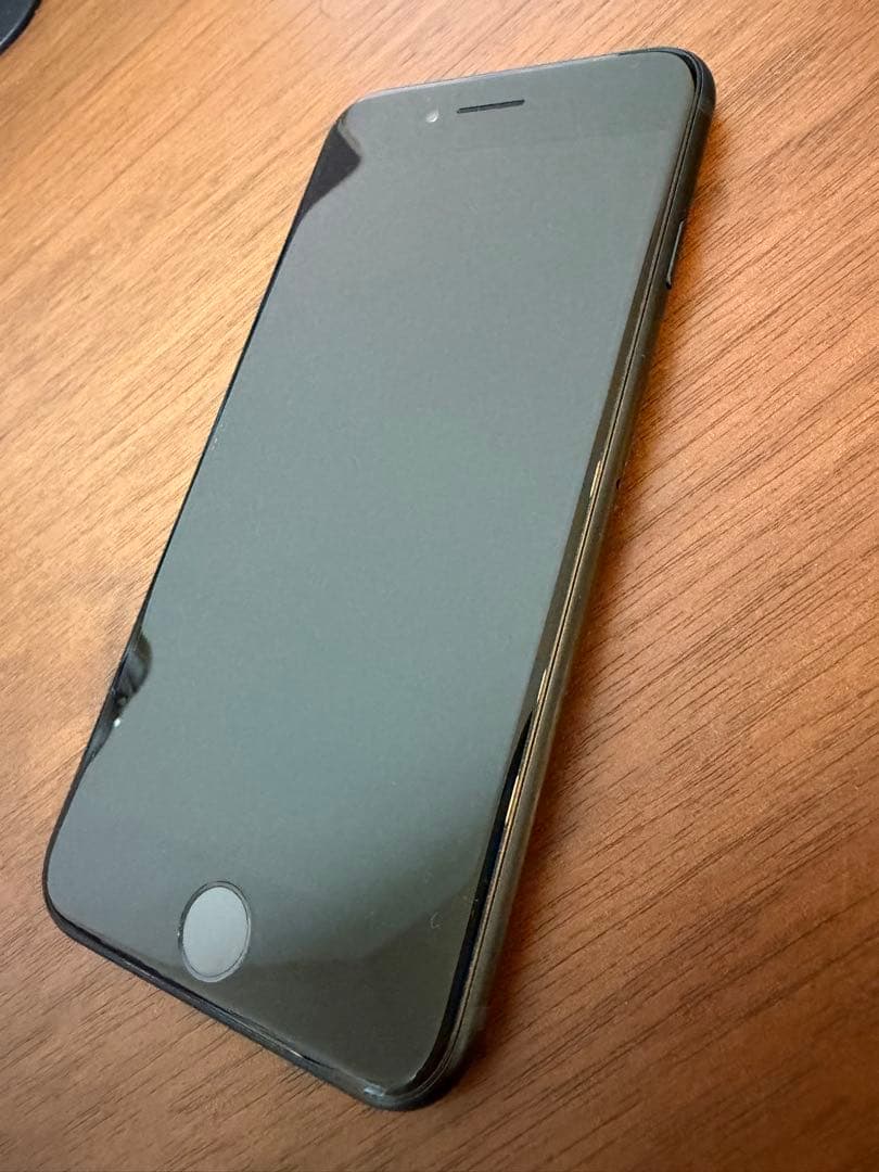 ◆美品◆iPhoneSE 第二世代 バッテリー純正85%＋iFace