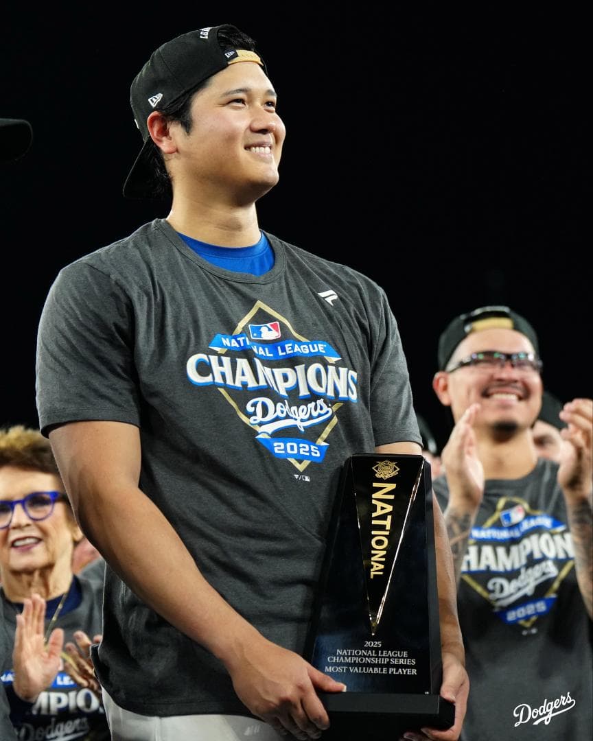 大谷翔平NLCS優勝記念Fanaticsロッカールームフーディ選手着用限定品L