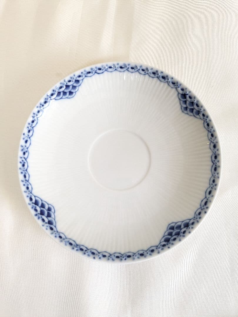 ロイヤルコペンハーゲン プリンセスブルー 蓋付きスープカップ＆ソーサー 2客