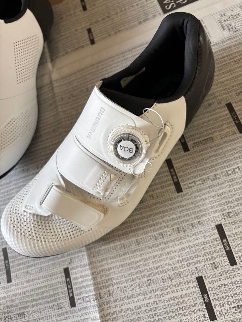 SHIMANO 自転車用シューズ BOAシステム ホワイト　25　26 41