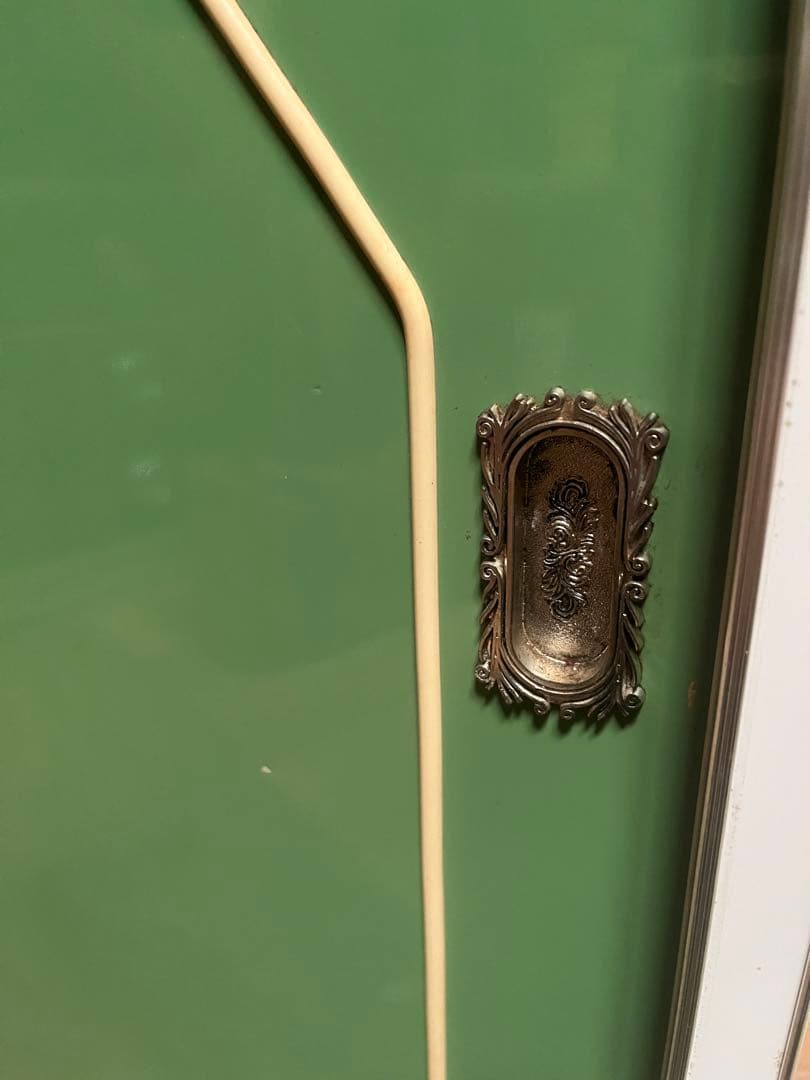 食器棚 緑 飾り棚 水屋 レトロポップ 昭和レトロインテリア 当時物