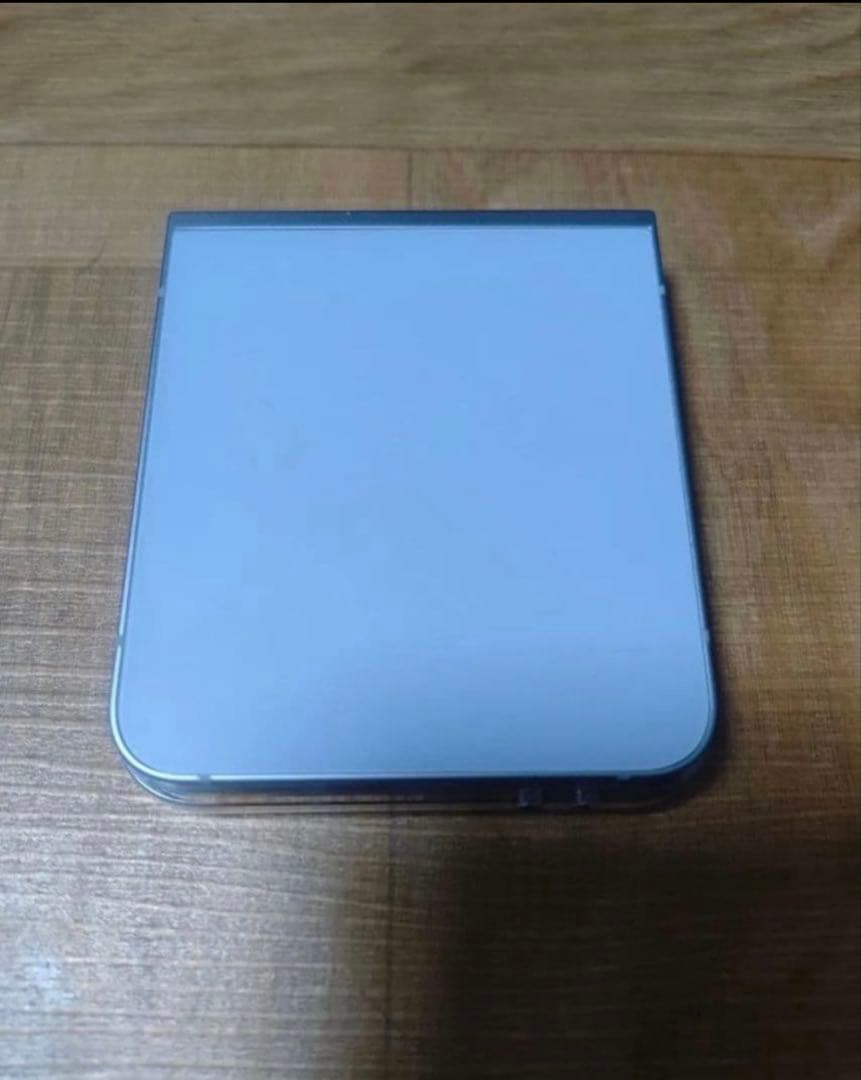 M*i様 Galaxy Z Flip 6 256GB ブラック クリアケース付き