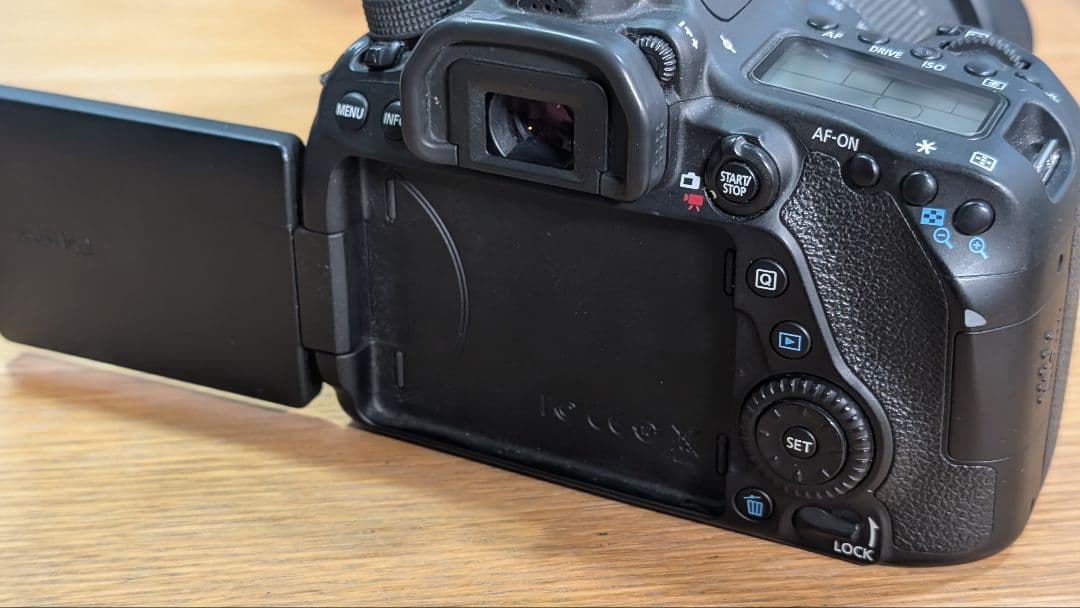 EOS80D Canon 一眼レフ 18-135mm ズームレンズキット