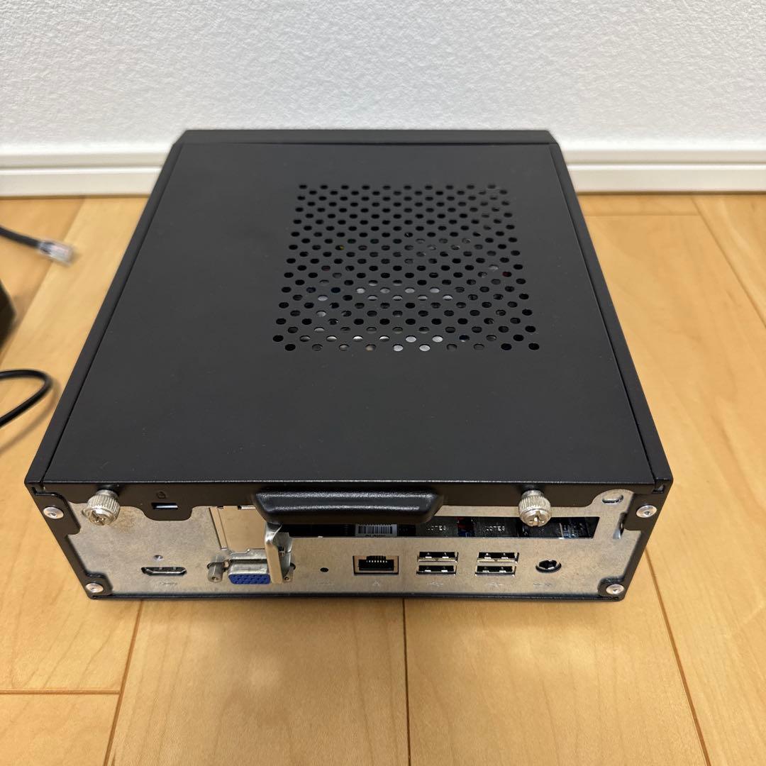 ミニPC Shuttle XH110G