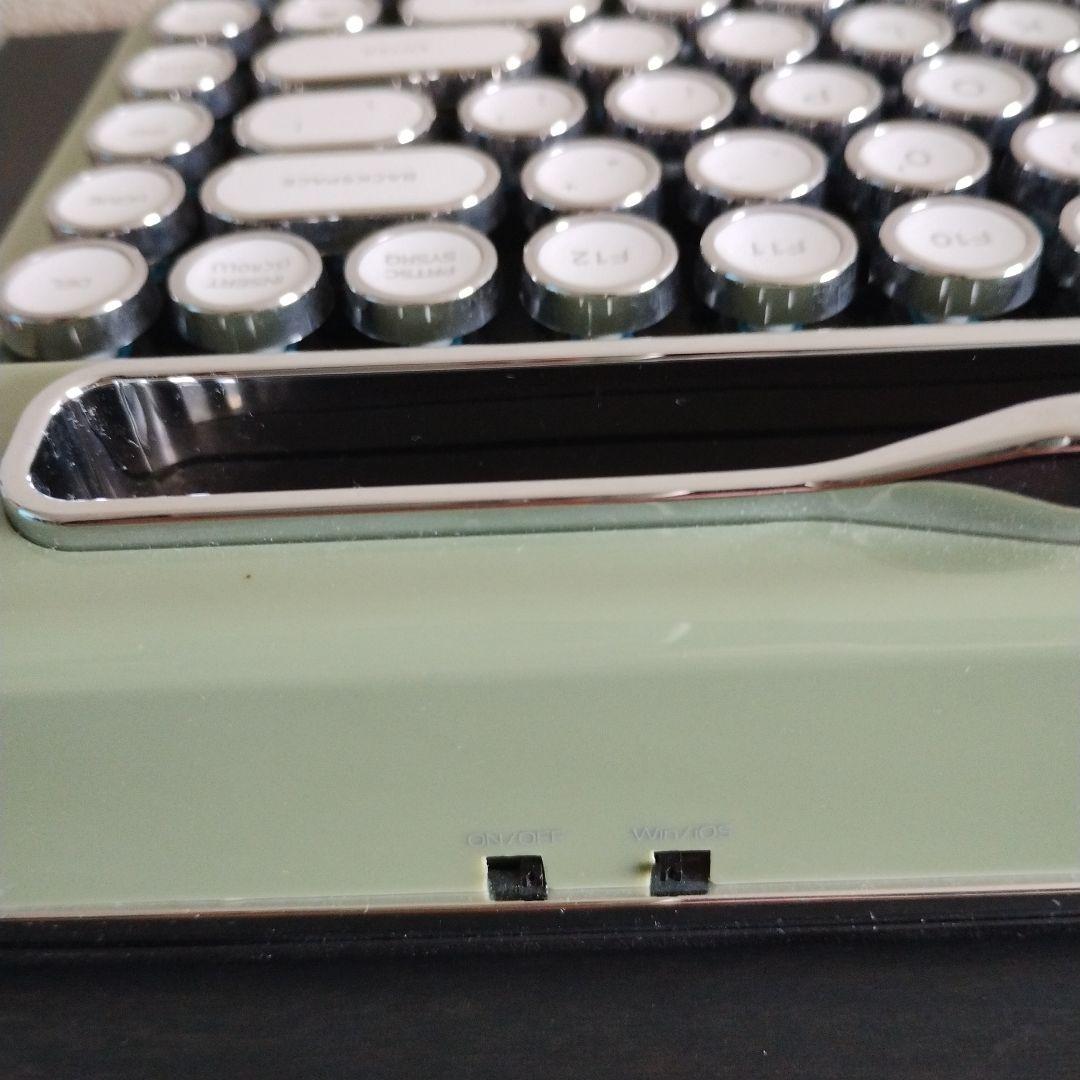 レトログリーンキーボード PENNA