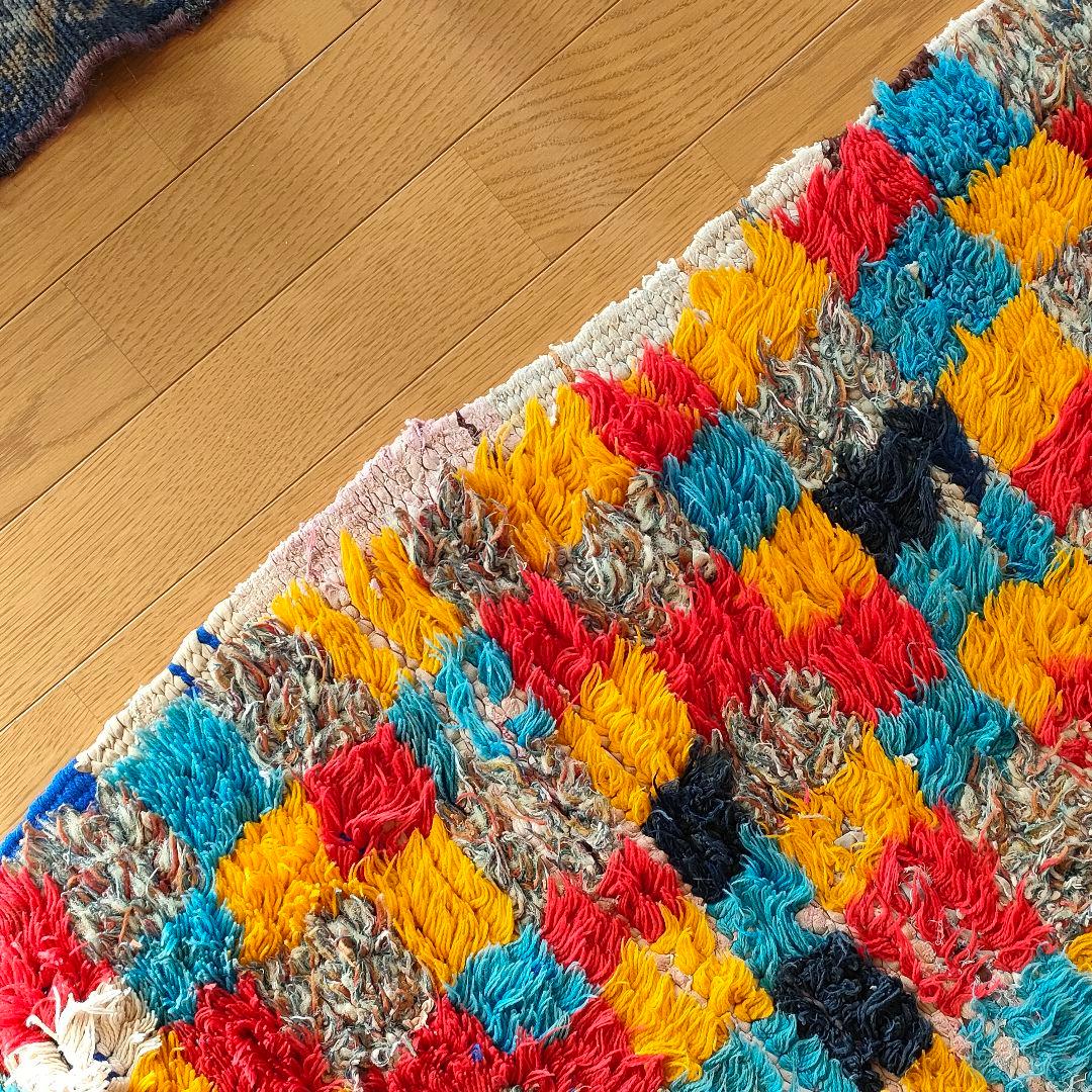 ヴィンテージ モロッコ製 カラフルチェックラグ