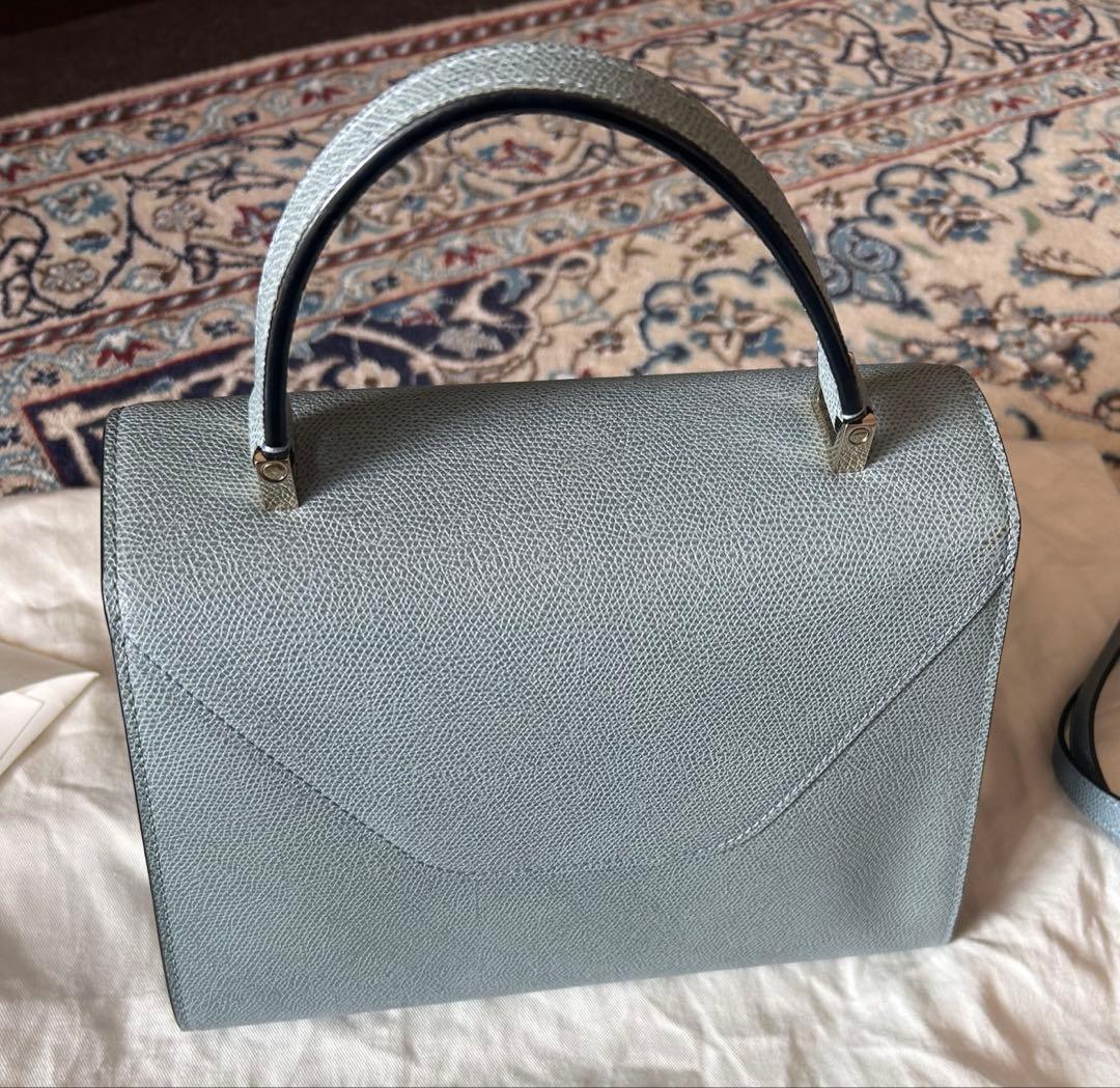 ヴァレクストラ イジィデ ミディアム