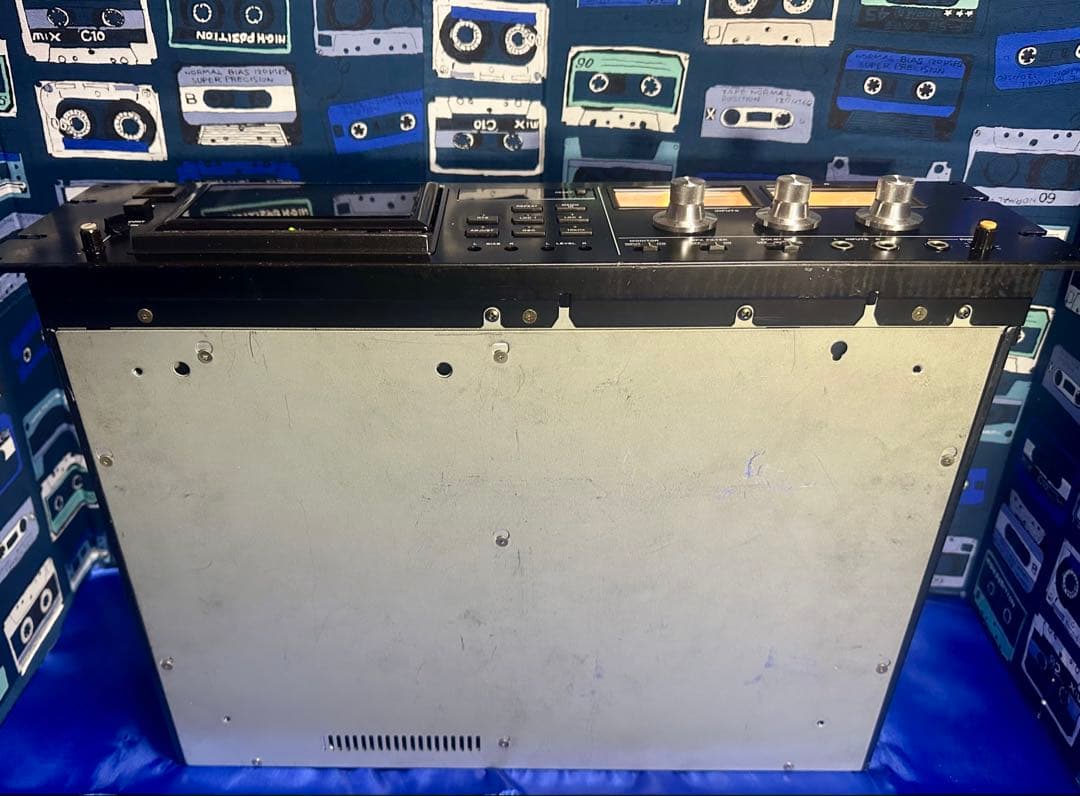 TASCAM プロ業務用高級3ヘッドカセットデッキ 122MK3 EX104