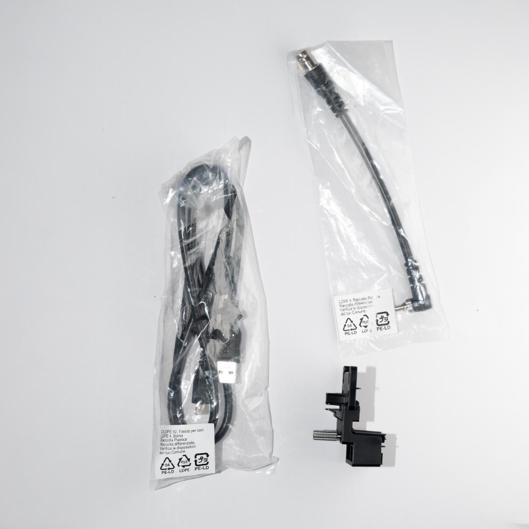 LUMIX GH6 Neewerケージ・サイドグリップ付　2/4までセール価格