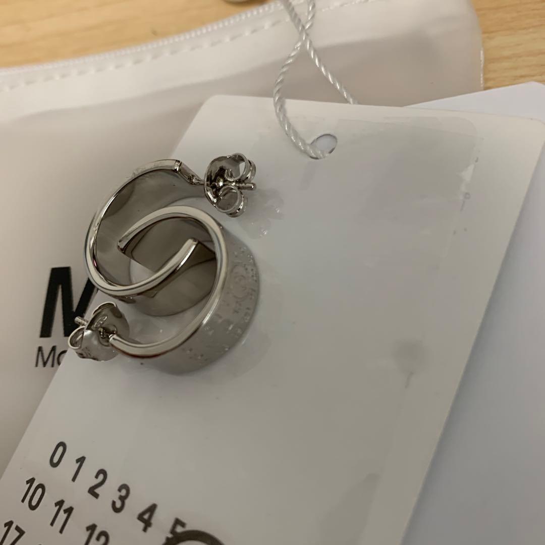 【正規品】MM6 Maison Margiela ナンバリングロゴ ピアス