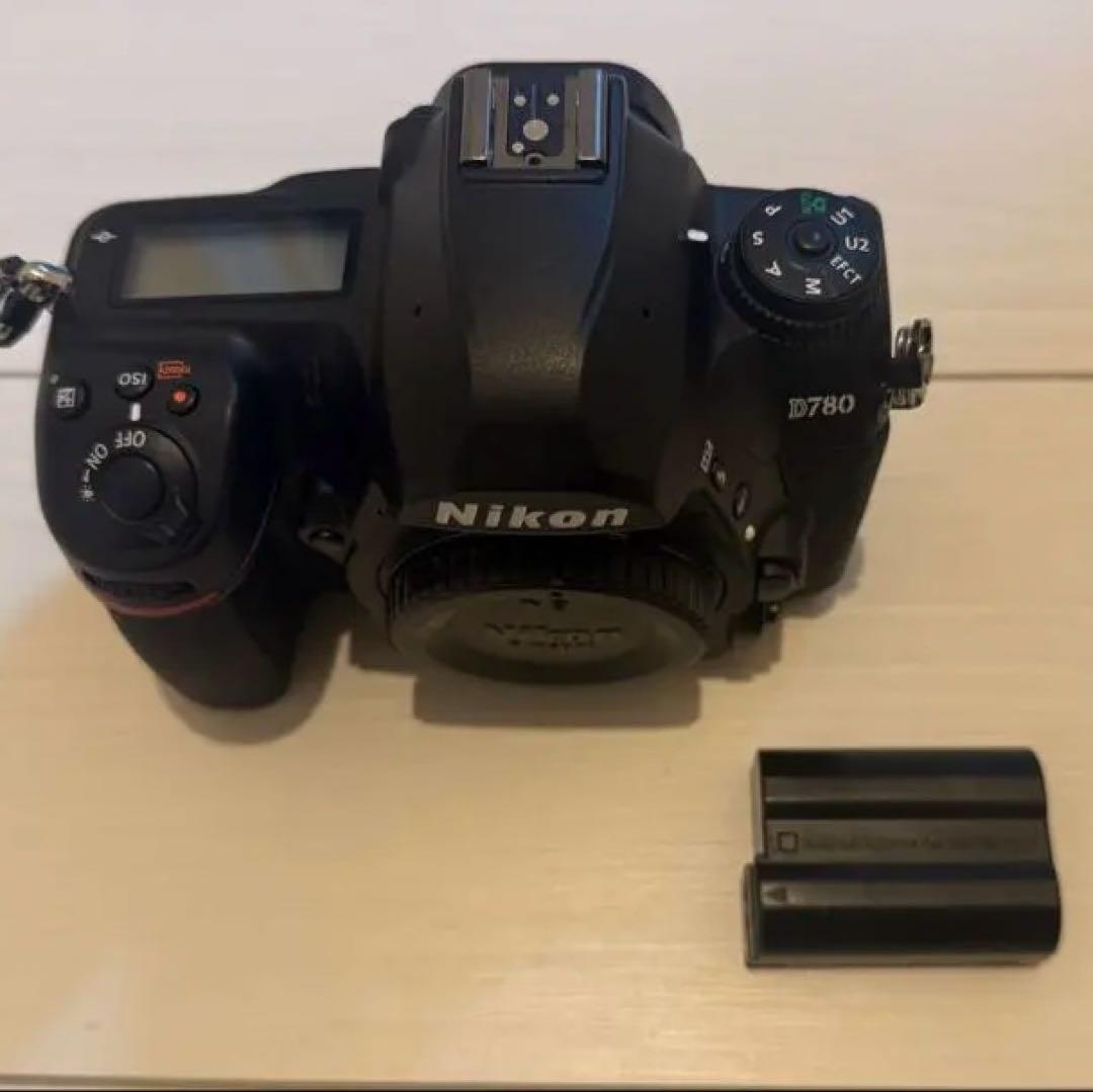 Nikon D780 デジタル一眼レフカメラ 本体 バッテリー付き