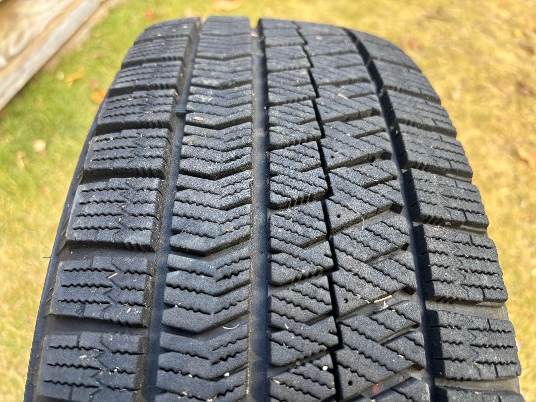 ブリヂストン Blizzak VRX2 15インチ タイヤホイールセット　スノー