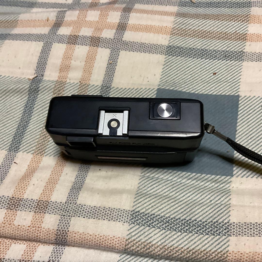 フジカ　ポケットフジカ250 1977年 110フイルム【ポケットカメラ　美品】