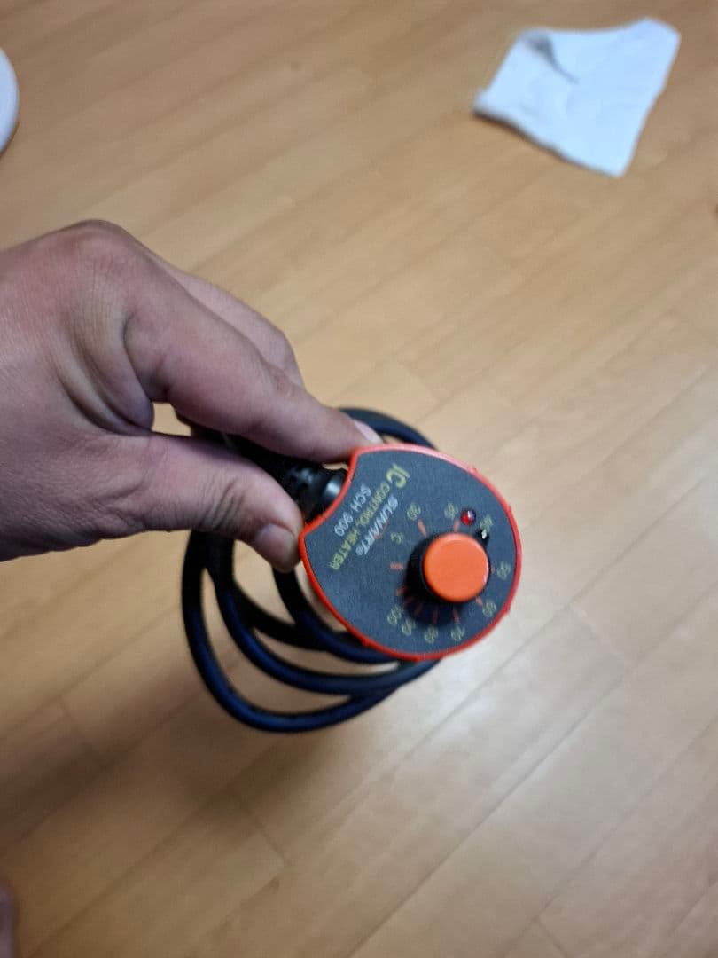 温度調整ヒーター 赤/銀