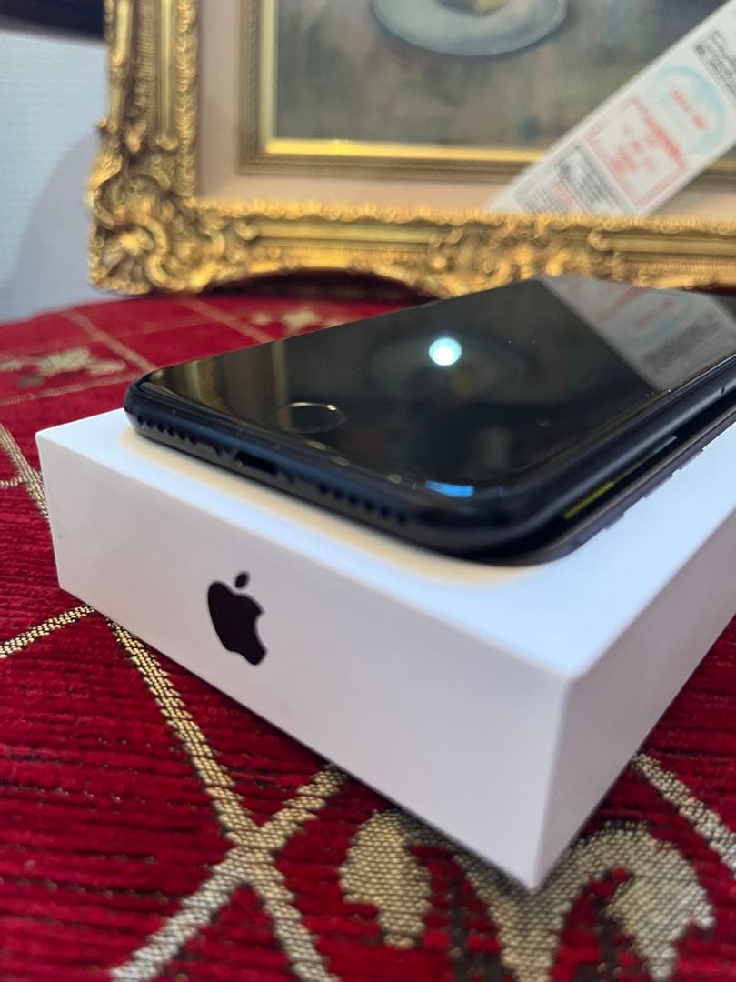 iPhone SE2 64GB 美品 ブラック ios26