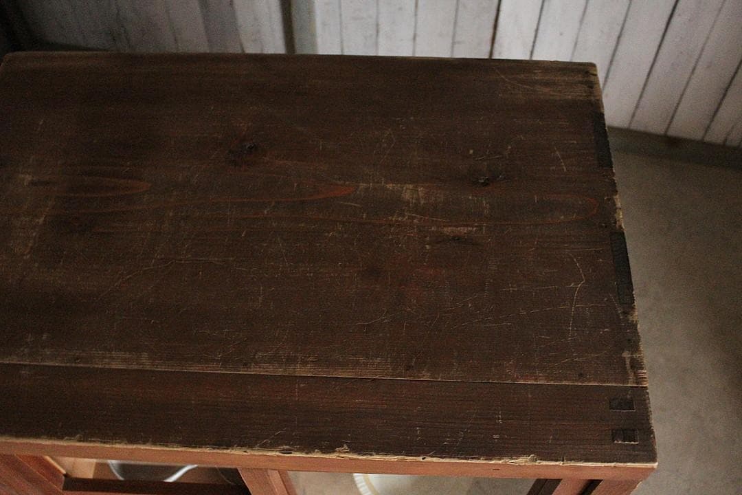 古く味のある木枠格子ガラス戸棚　食器棚　水屋　キャビネット　古家具