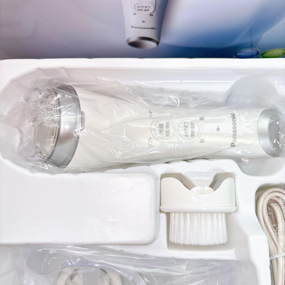 【未使用】Panasonic 濃密泡エステ 洗顔美容器 EH-SC53-S
