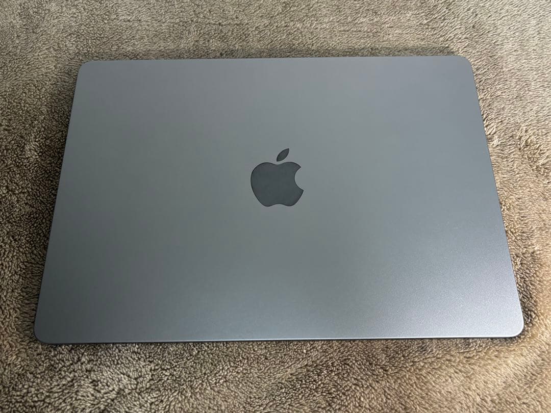 Apple MacBook 13.6インチ スペースグレー