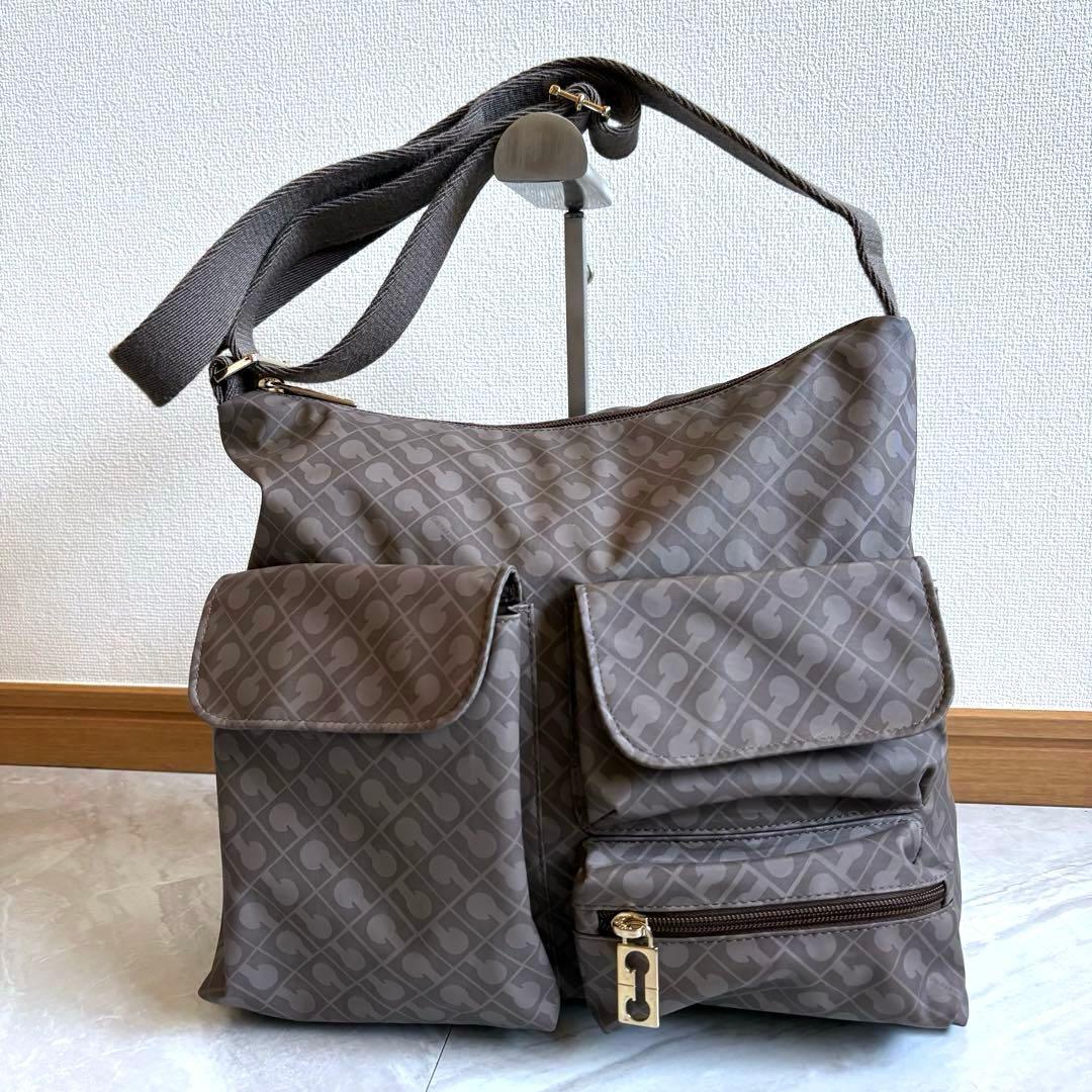 GHERARDINI ゲラルディーニ ソフティ　ショルダーバッグ 茶