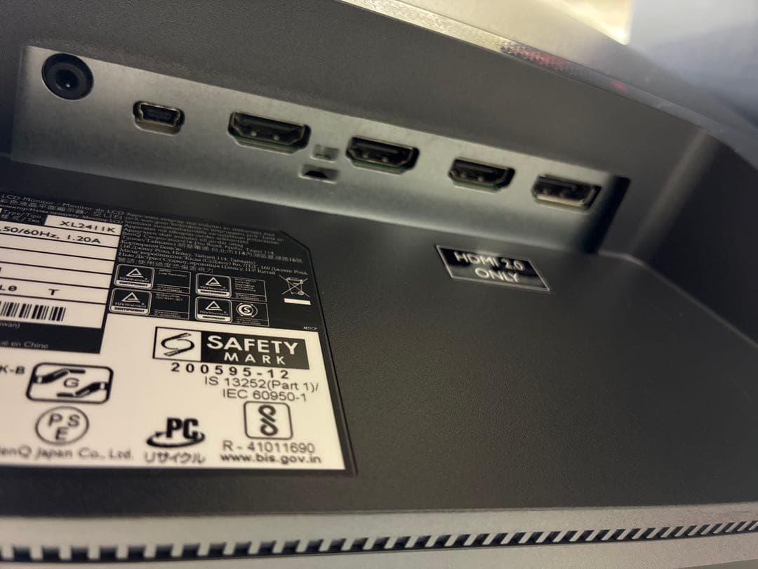 XL2411K e-Sportsモニター 本体