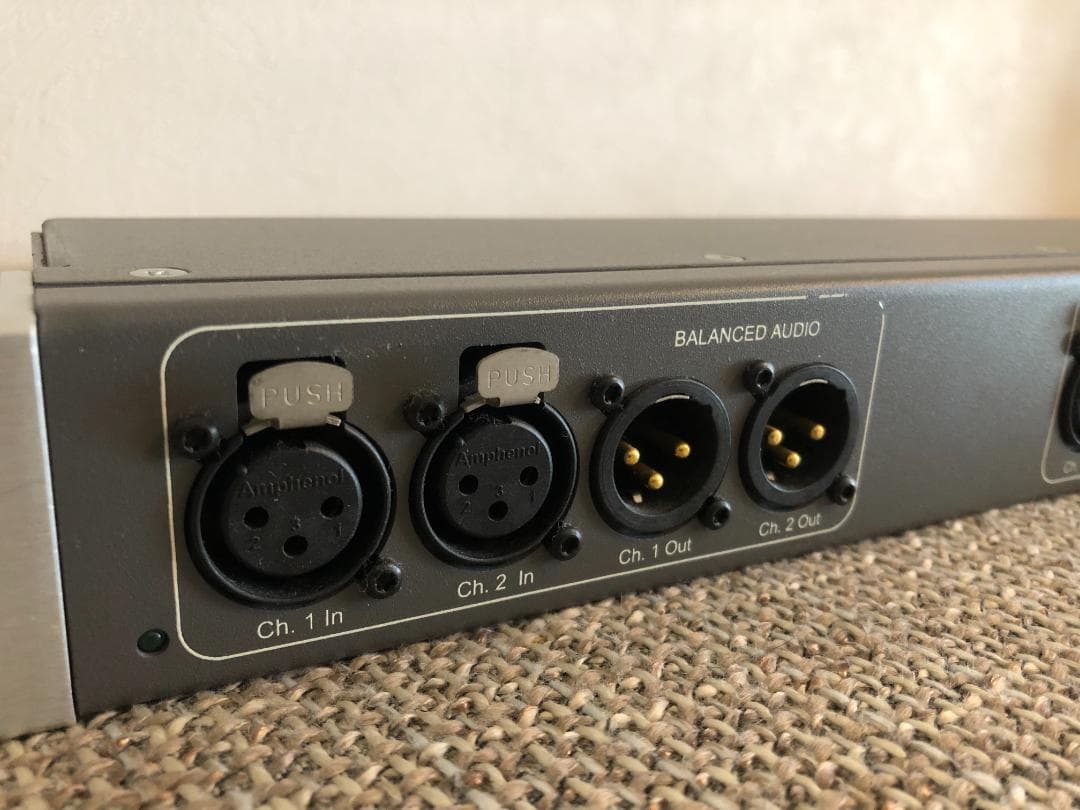 AJA KL Boxブレイクアウトボックス