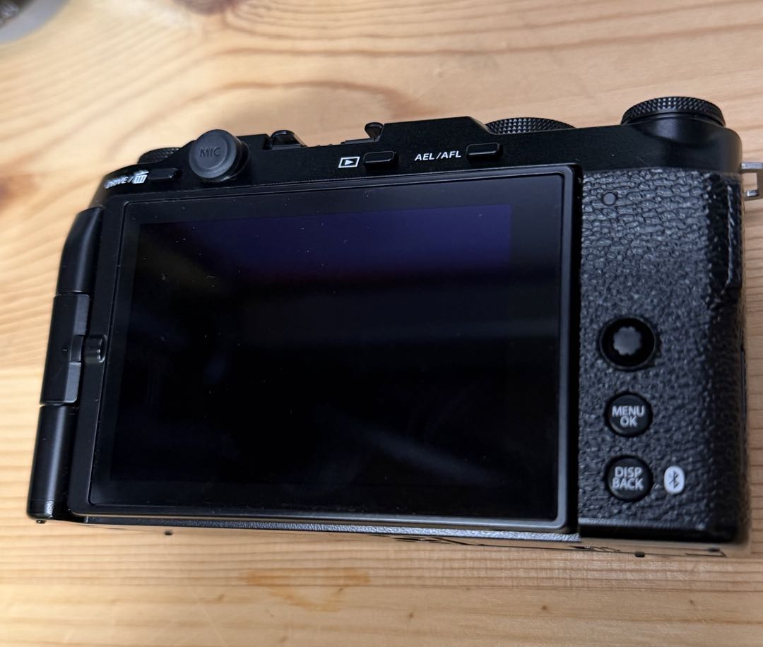 FUJIFILM (フジフイルム) X-M5 XC15-45mmレンズキット