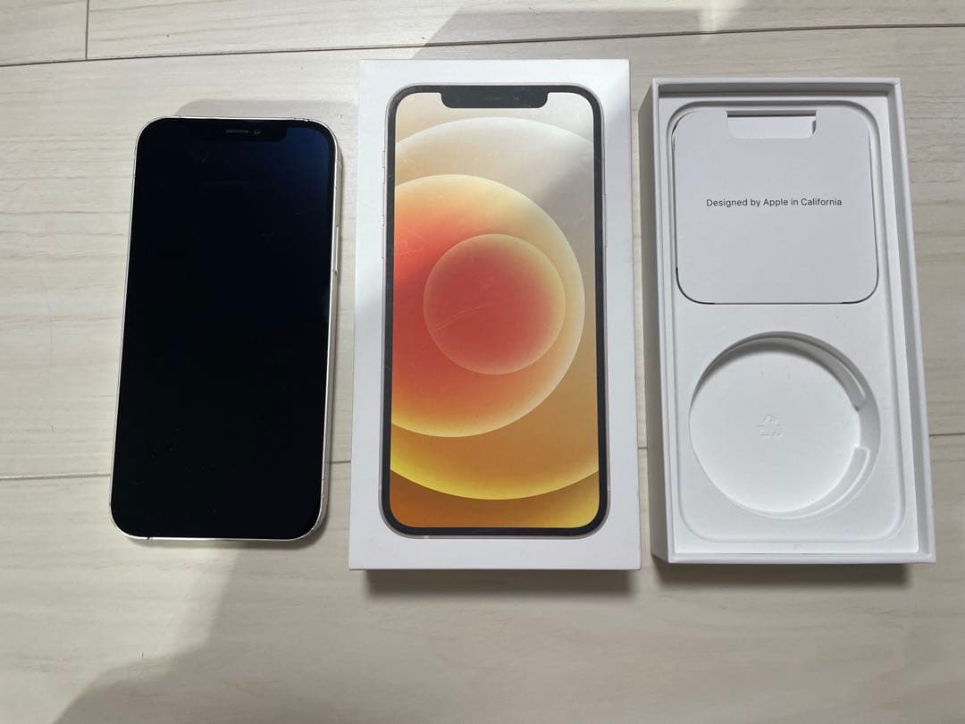 【背面割れ特価】iPhone 12 128GB ブラック｜動作完動