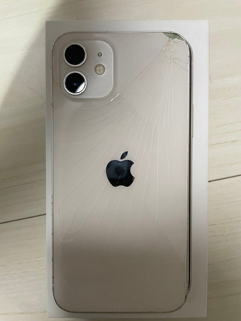 【背面割れ特価】iPhone 12 128GB ブラック｜動作完動