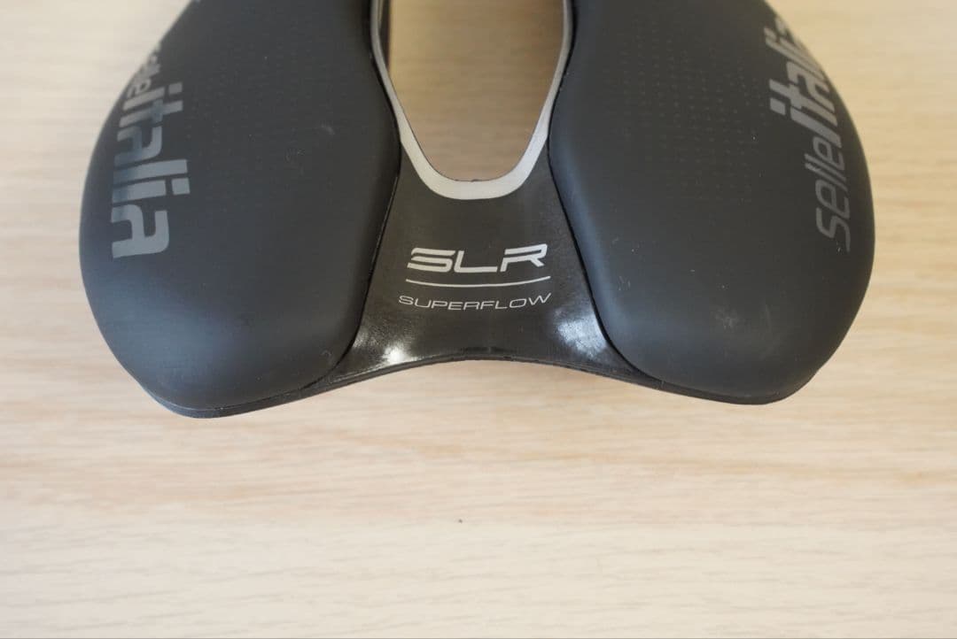 Selle Italia SLR BOOST TM スーパーフロー Sサイズ