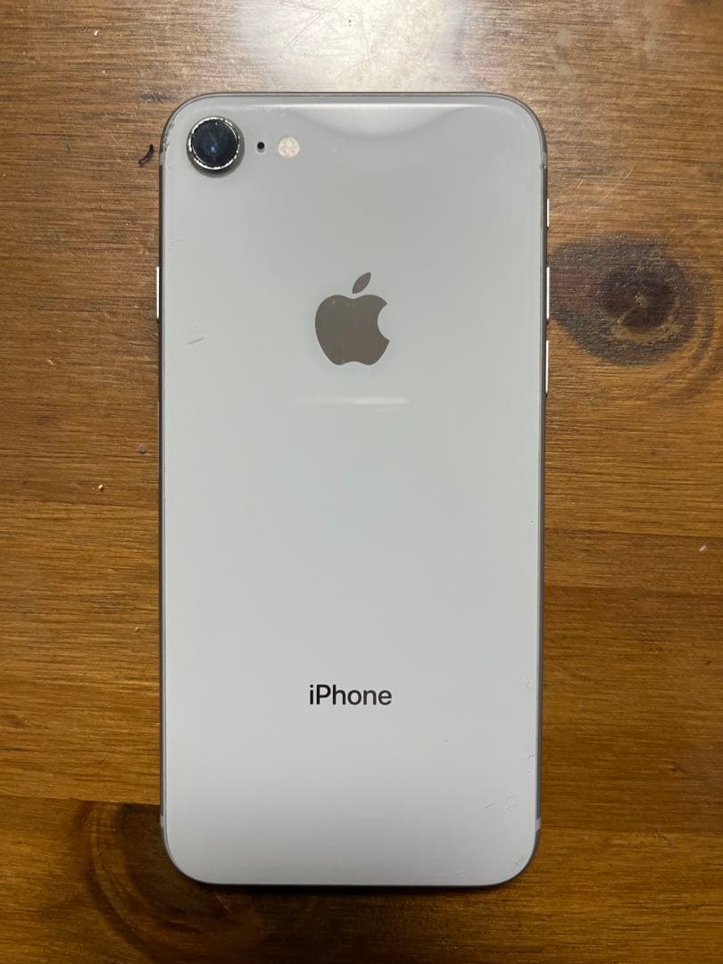 iPhone8 シルバー 64GB