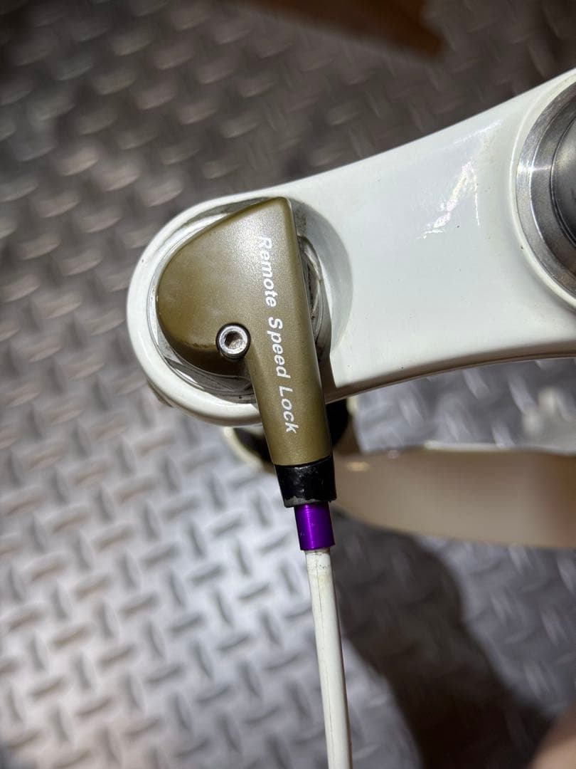 SR SUNTOUR EPCON サスペンション 26インチ クイックリリース式