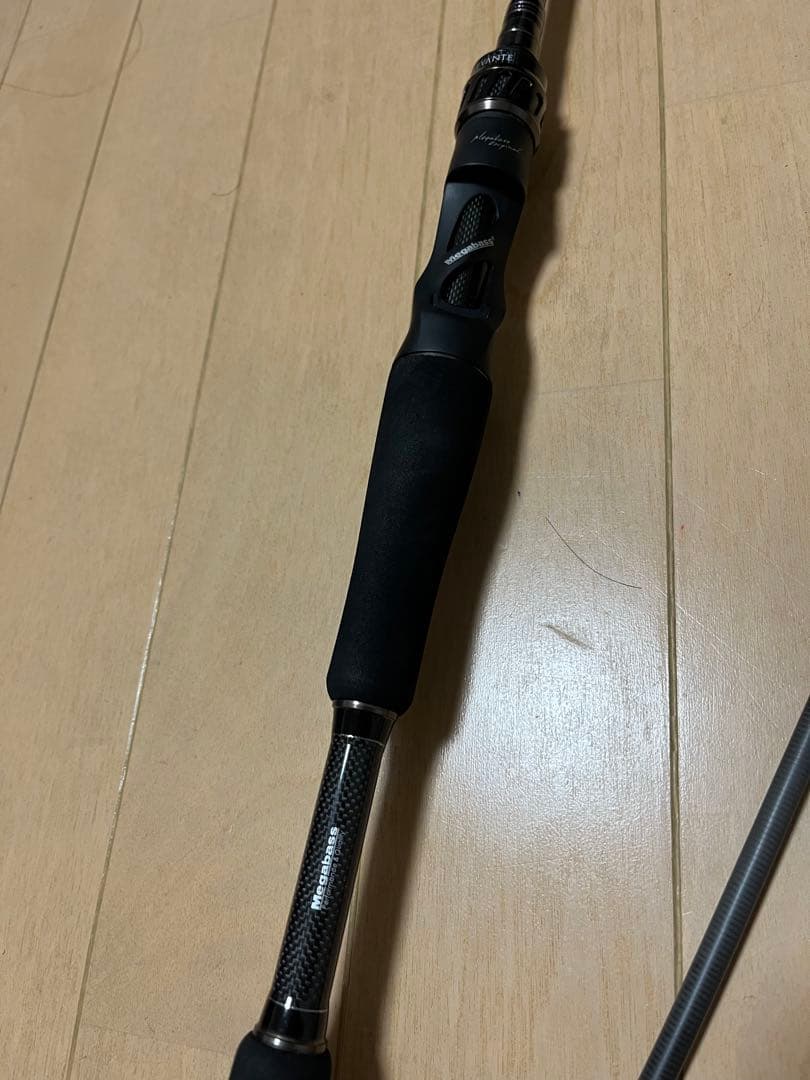 Megabass レヴァンテ　F4-68LV 2P